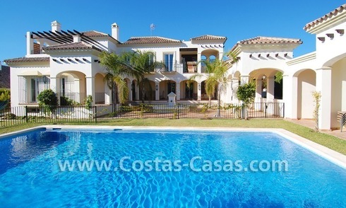 Villa de luxe près de la mer à vendre à Marbella 