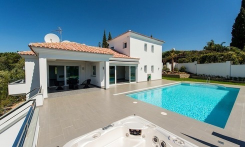 Villa de luxe de style moderne à vendre dans Marbella 