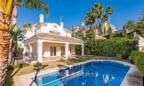 Belle villa en première ligne de golf à vendre à San Pedro, Marbella 18085