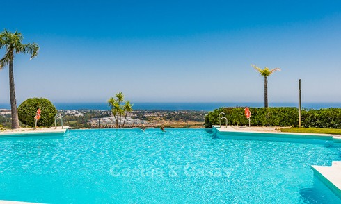 A vendre, nouveaux appartements de luxe, style andalou avec vue imprenable sur mer, Benahavis - Marbella 5067