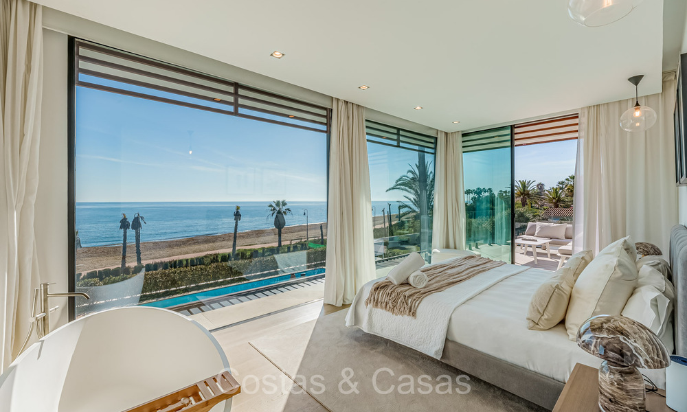 Villa de luxe unique en front de mer à vendre, New Golden Mile, Marbella - Estepona. 72234