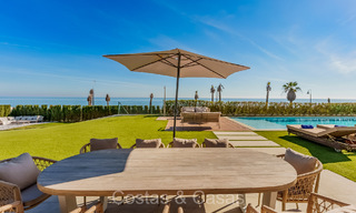 Villa de luxe unique en front de mer à vendre, New Golden Mile, Marbella - Estepona. 72259 