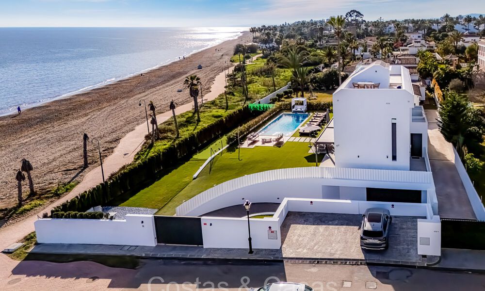 Villa de luxe unique en front de mer à vendre, New Golden Mile, Marbella - Estepona. 72278