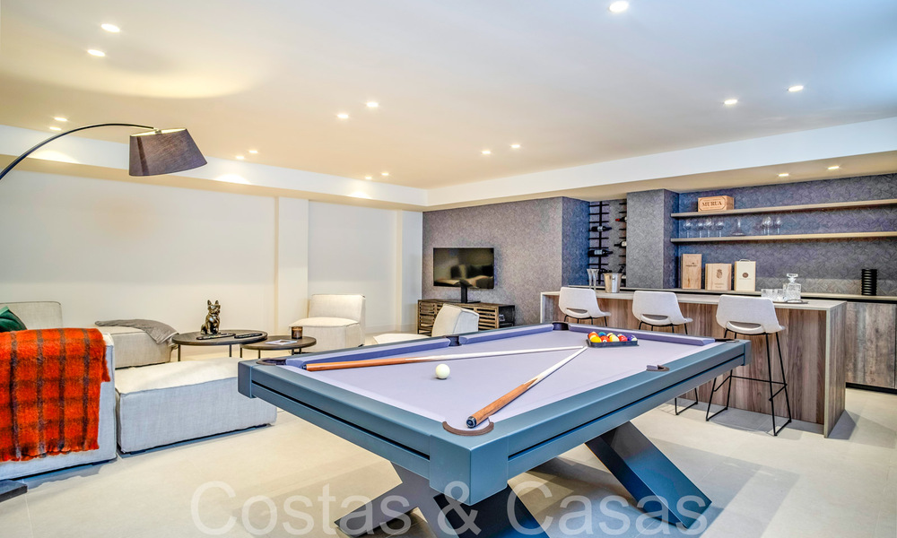 Nouvelles villas de luxe en première ligne de plage à vendre dans un complexe exclusif, New Golden Mile, Marbella 69841