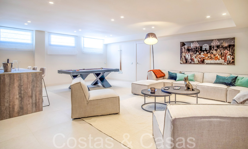 Nouvelles villas de luxe en première ligne de plage à vendre dans un complexe exclusif, New Golden Mile, Marbella 69842