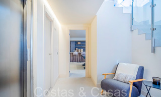 Nouvelles villas de luxe en première ligne de plage à vendre dans un complexe exclusif, New Golden Mile, Marbella 69844 