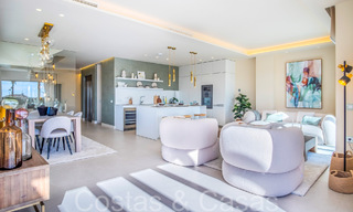 Nouvelles villas de luxe en première ligne de plage à vendre dans un complexe exclusif, New Golden Mile, Marbella 69853 