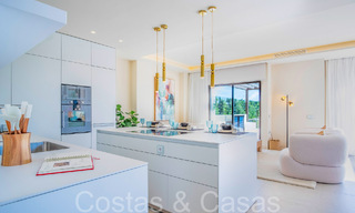 Nouvelles villas de luxe en première ligne de plage à vendre dans un complexe exclusif, New Golden Mile, Marbella 69856 