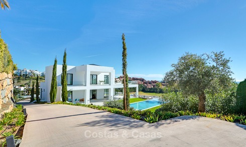 Opportunité exceptionnelle. Superbe villa contemporaine de luxe avec vue imprenable sur la mer à vendre, situation privilégiée, prête à emménager - Benahavis, Marbella 9311