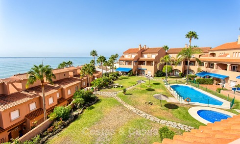 Appartement de type penthouse à vendre dans un complexe balnéaire à Estepona 24647