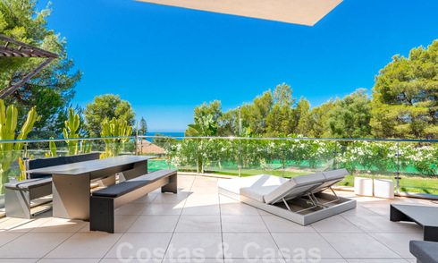 Maison d'angle moderne et luxueuse avec vue sur la mer à vendre dans l'exclusive Sierra Blanca, Marbella 27147