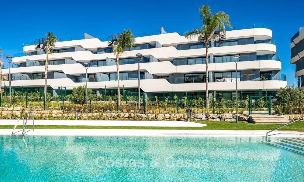 Nouveaux appartements modernes avec vue sur la mer à vendre à Marbella - Estepona 74500