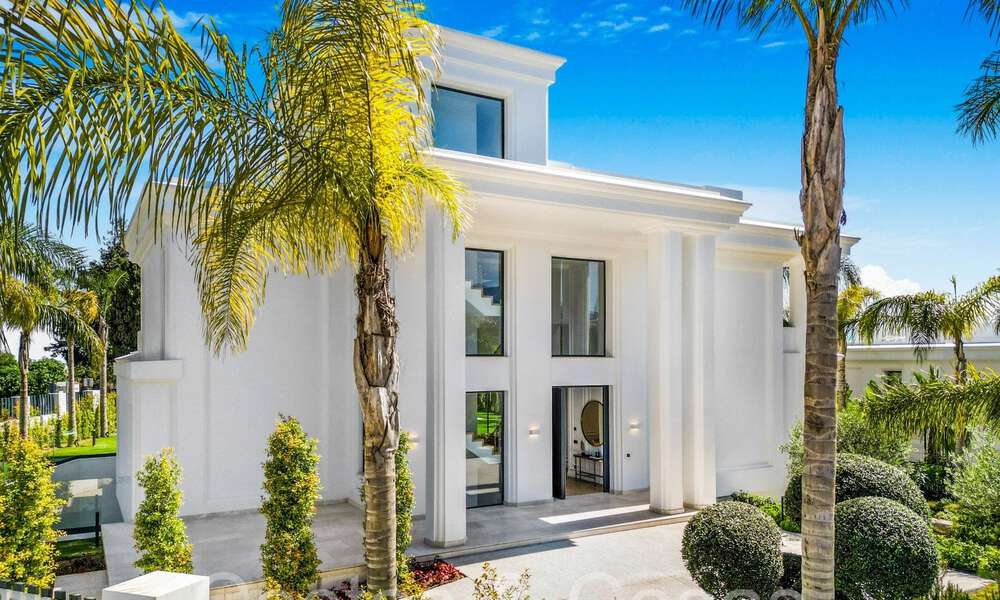 Villas modernes de style avant-gardiste à vendre sur le prestigieux Golden Mile de Marbella 69660