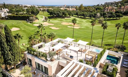 Nouvelle villa de luxe ultramoderne à vendre avec un design architectural, en première ligne du golf Los Naranjos à Nueva Andalucia, Marbella 73123