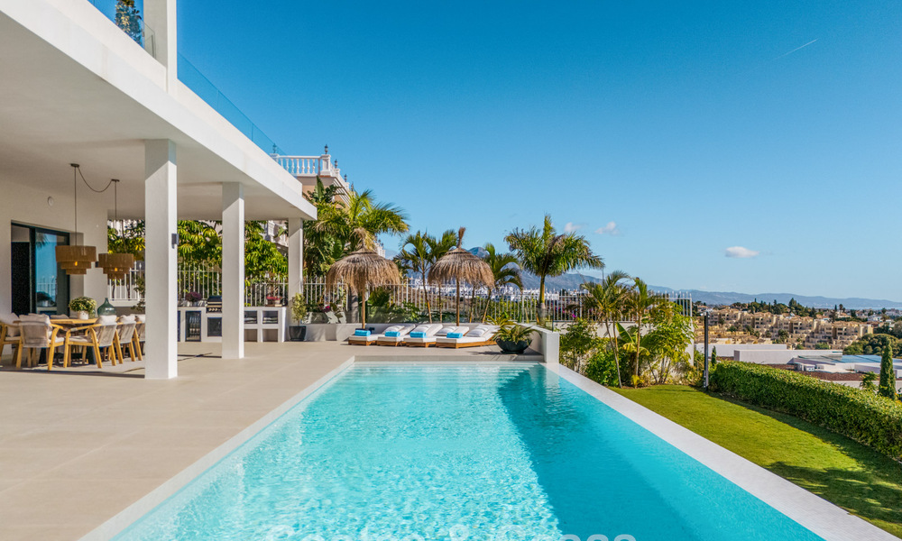 Villa design exclusive avec vue panoramique sur la mer à vendre dans un resort de golf cinq étoiles à Marbella - Benahavis 74766