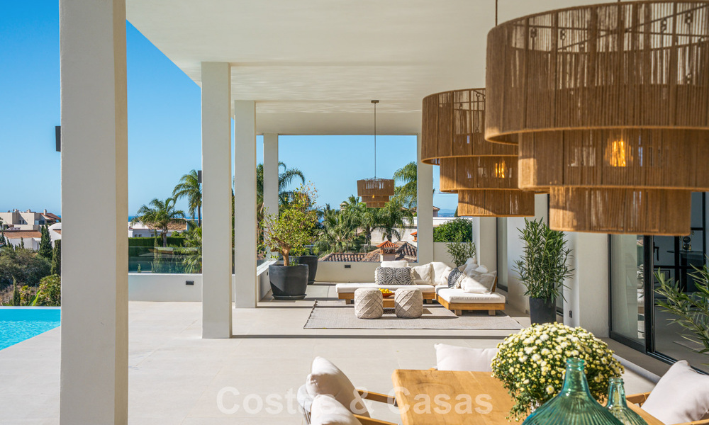 Villa design exclusive avec vue panoramique sur la mer à vendre dans un resort de golf cinq étoiles à Marbella - Benahavis 74792