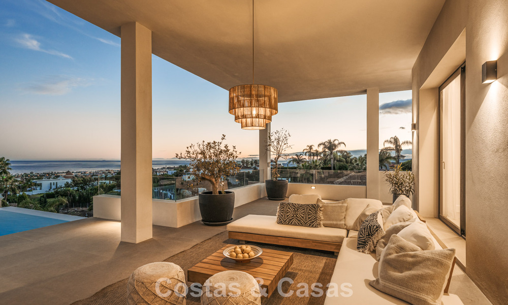 Villa design exclusive avec vue panoramique sur la mer à vendre dans un resort de golf cinq étoiles à Marbella - Benahavis 74806