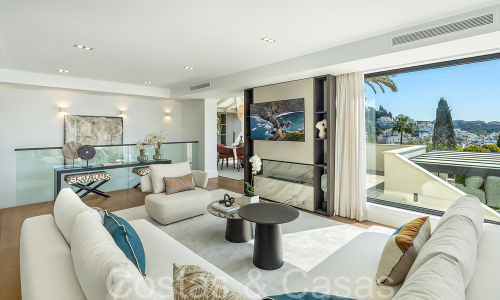 Villa de luxe élégamment rénovée avec vue sur la mer à vendre dans la vallée du golf de Nueva Andalucia, Marbella 67749