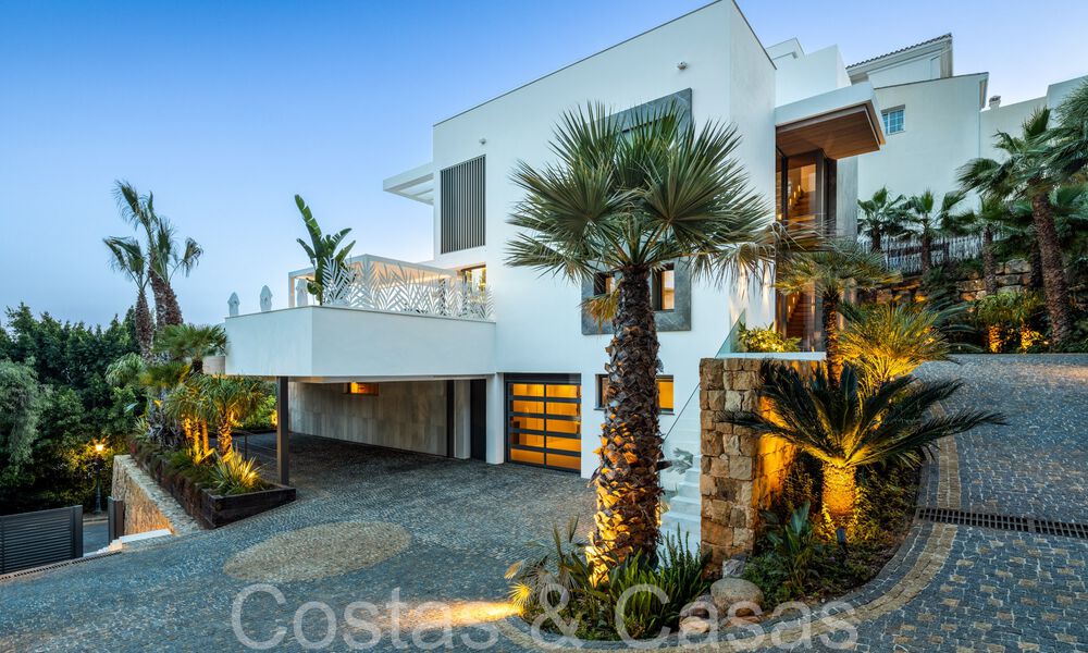 Villa de luxe moderne prête à emménager avec vue imprenable sur la mer à vendre, située à La Quinta, Marbella - Benahavis 67776