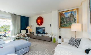Penthouse en duplex spacieux et lumineux à vendre situé à Nueva Andalucia, Marbella 67988 