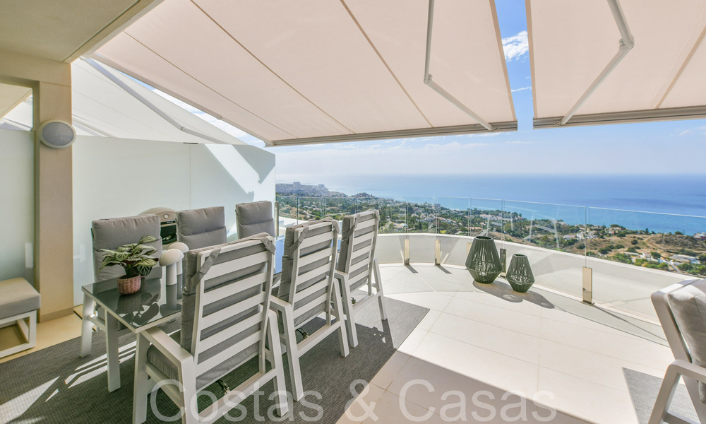 Penthouse en duplex luxueux et moderne avec vue panoramique sur la mer à vendre à Benalmadena, Costa del Sol 68009