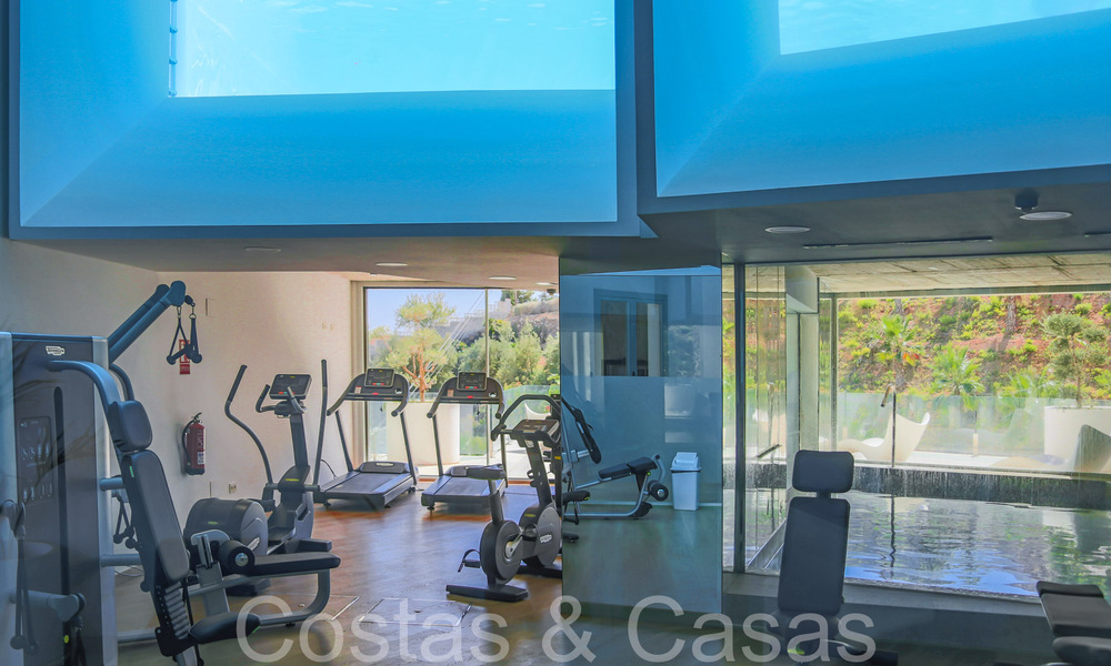 Penthouse en duplex luxueux et moderne avec vue panoramique sur la mer à vendre à Benalmadena, Costa del Sol 68024