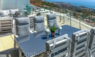 Penthouse en duplex luxueux et moderne avec vue panoramique sur la mer à vendre à Benalmadena, Costa del Sol 68033 