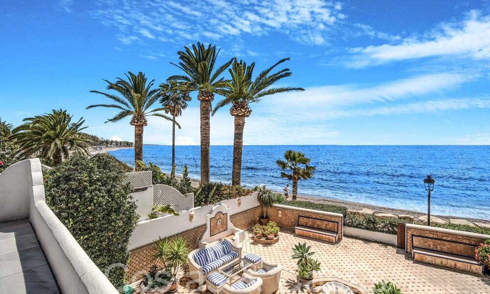 Villa de luxe avec vue dégagée sur la mer à vendre, directement sur la plage du prestigieux Golden Mile de Marbella 68328