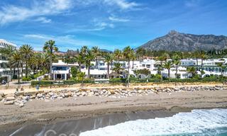 Villa de luxe avec vue dégagée sur la mer à vendre, directement sur la plage du prestigieux Golden Mile de Marbella 68329 