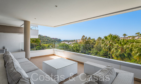 Prêt à emménager dans un appartement moderne à vendre avec vue panoramique à Benahavis - Marbella 68531