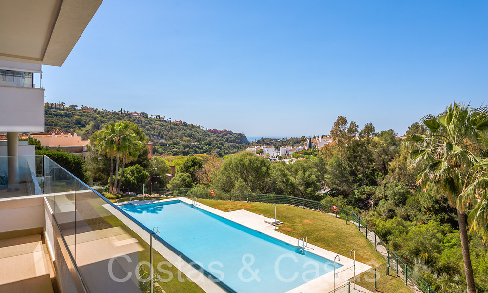 Prêt à emménager dans un appartement moderne à vendre avec vue panoramique à Benahavis - Marbella 68534