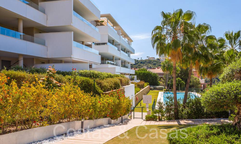 Prêt à emménager dans un appartement moderne à vendre avec vue panoramique à Benahavis - Marbella 68539