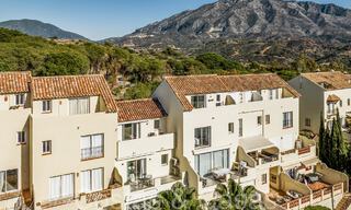 Élégante maison rénovée à vendre entourée de terrains de golf dans la vallée de Nueva Andalucia, Marbella 68713 