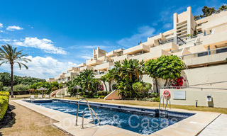 Luxueux penthouse en duplex à vendre avec piscine privée et vue sur la mer à Nueva Andalucia, Marbella 68969 