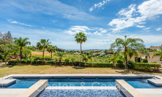 Luxueux penthouse en duplex à vendre avec piscine privée et vue sur la mer à Nueva Andalucia, Marbella 68973 