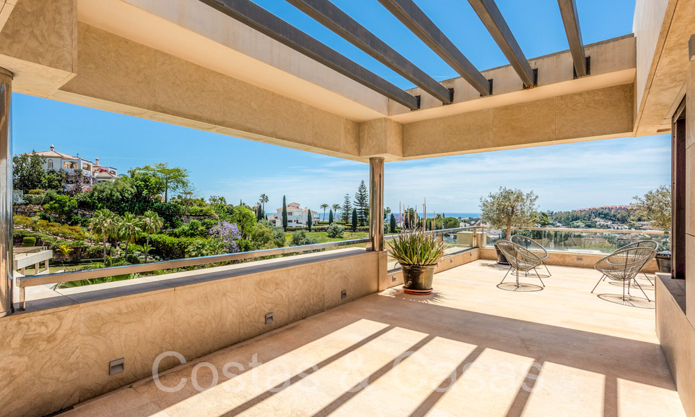 Luxueux penthouse en duplex à vendre avec piscine privée et vue sur la mer à Nueva Andalucia, Marbella 68977