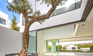 Maison design ultramoderne à vendre dans un complexe innovant sur le Golden Mile de Marbella, à deux pas de la plage 69032 