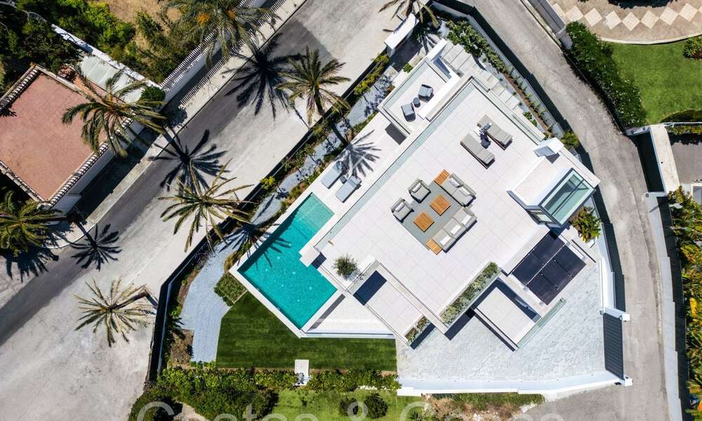 Villa de luxe contemporaine à vendre à deux pas de la plage à l'Est de Marbella 69044