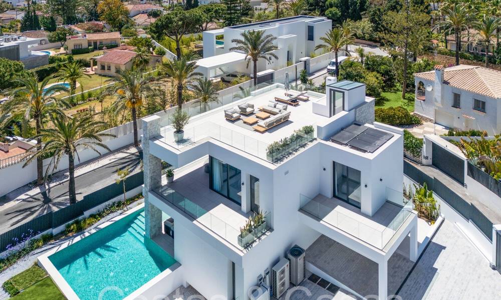 Villa de luxe contemporaine à vendre à deux pas de la plage à l'Est de Marbella 69045