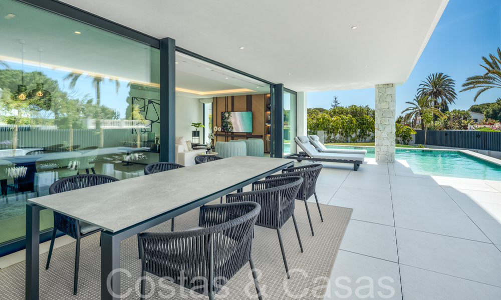 Villa de luxe contemporaine à vendre à deux pas de la plage à l'Est de Marbella 69058