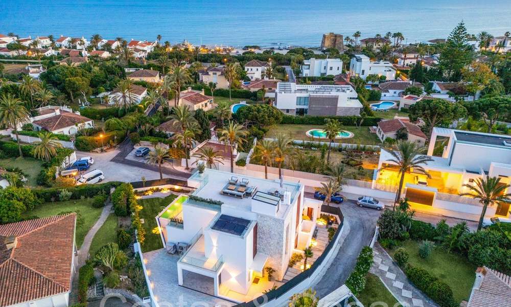 Villa de luxe contemporaine à vendre à deux pas de la plage à l'Est de Marbella 69067