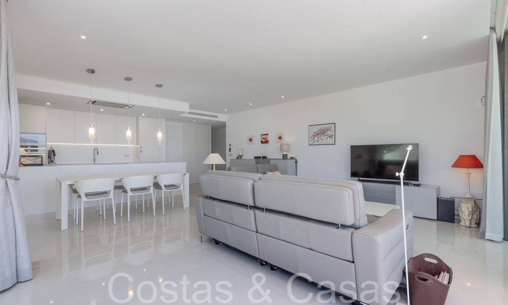 Appartement moderne et design prêt à emménager à vendre près du terrain de golf dans le triangle d'or de Marbella - Benahavis - Estepona 68809