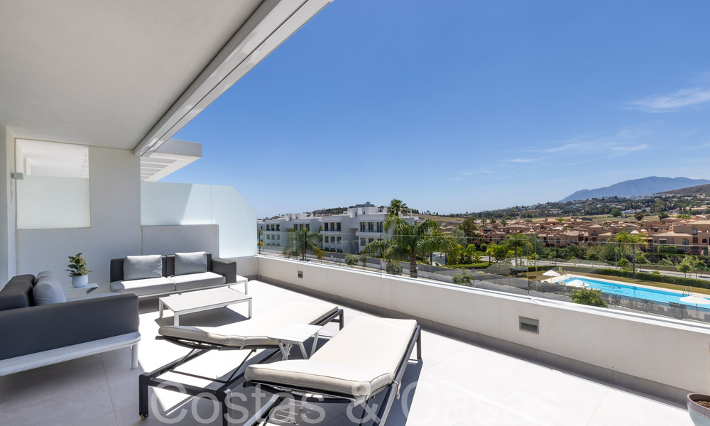 Appartement moderne et design prêt à emménager à vendre près du terrain de golf dans le triangle d'or de Marbella - Benahavis - Estepona 68813