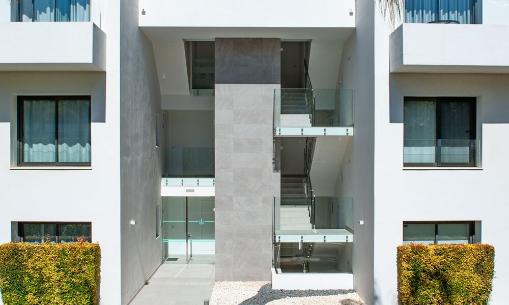Appartement moderne et design prêt à emménager à vendre près du terrain de golf dans le triangle d'or de Marbella - Benahavis - Estepona 68825