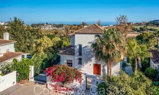 Belle villa rénovée de style méditerranéen contemporain à vendre, adjacente au terrain de golf de Benahavis - Marbella 69128 