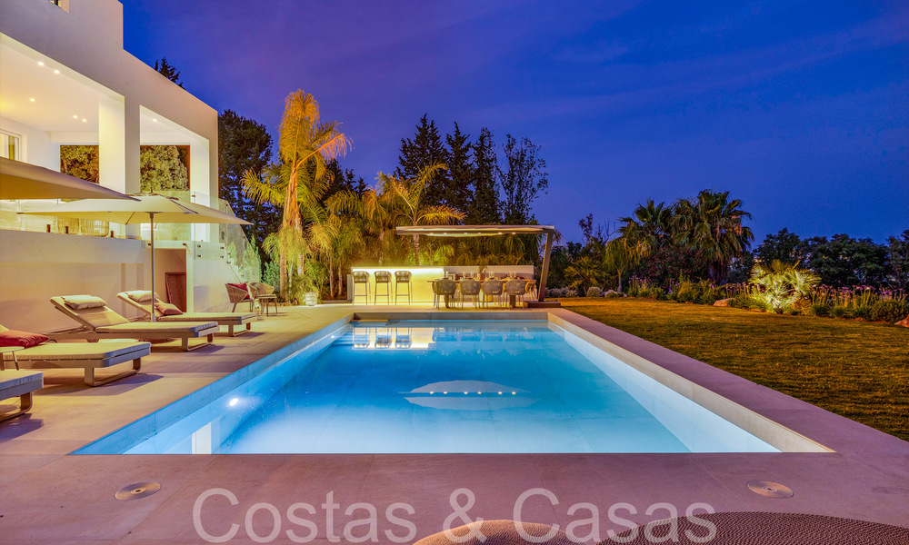 Belle villa rénovée de style méditerranéen contemporain à vendre, adjacente au terrain de golf de Benahavis - Marbella 69141