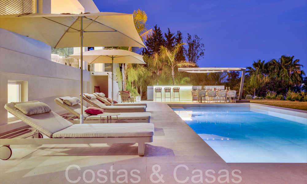 Belle villa rénovée de style méditerranéen contemporain à vendre, adjacente au terrain de golf de Benahavis - Marbella 69144