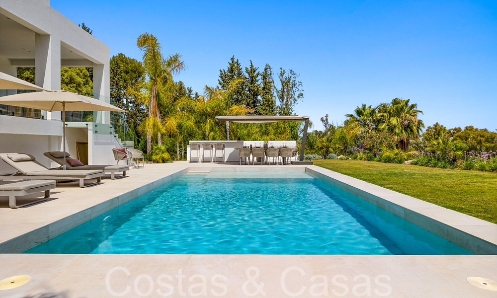 Belle villa rénovée de style méditerranéen contemporain à vendre, adjacente au terrain de golf de Benahavis - Marbella 69146