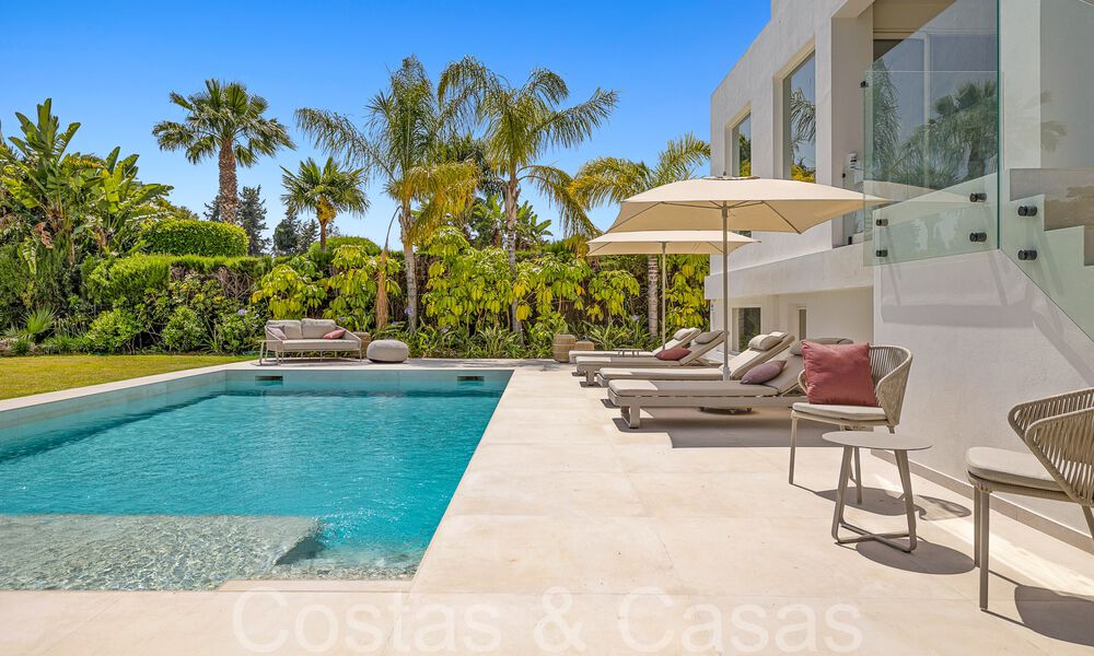 Belle villa rénovée de style méditerranéen contemporain à vendre, adjacente au terrain de golf de Benahavis - Marbella 69148