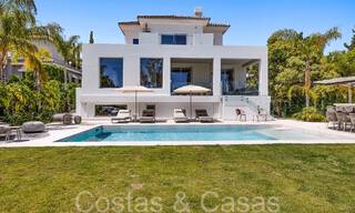 Belle villa rénovée de style méditerranéen contemporain à vendre, adjacente au terrain de golf de Benahavis - Marbella 69224 